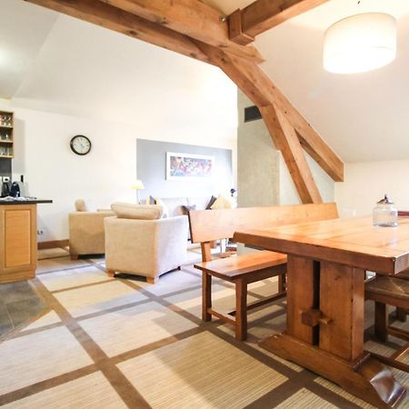 Exceptional 3 Bed Penthouse With Fireplace And Stunning Views Флен Экстерьер фото