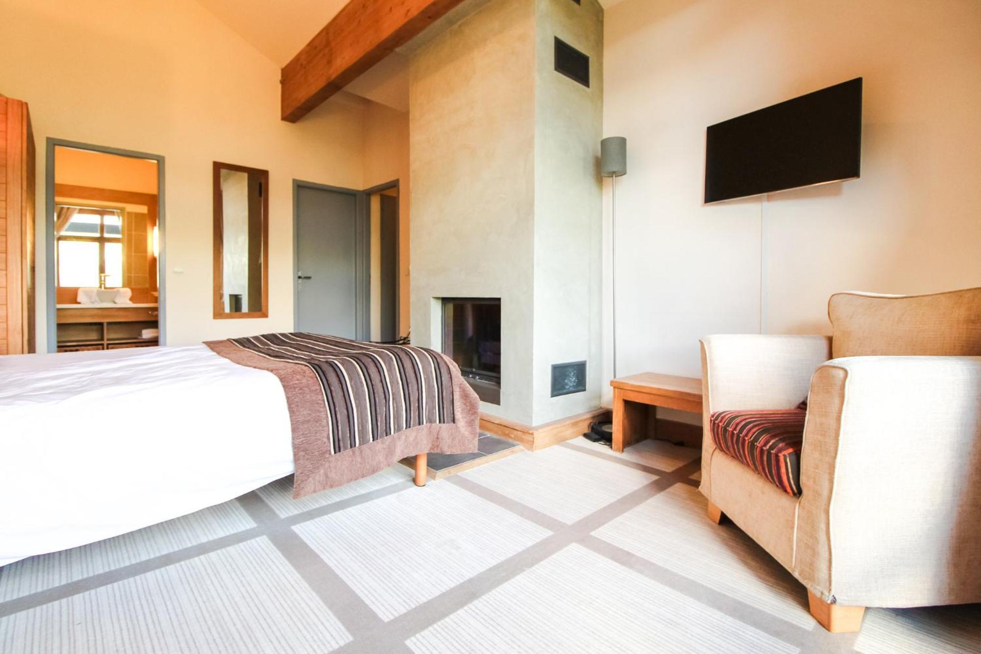 Exceptional 3 Bed Penthouse With Fireplace And Stunning Views Флен Экстерьер фото