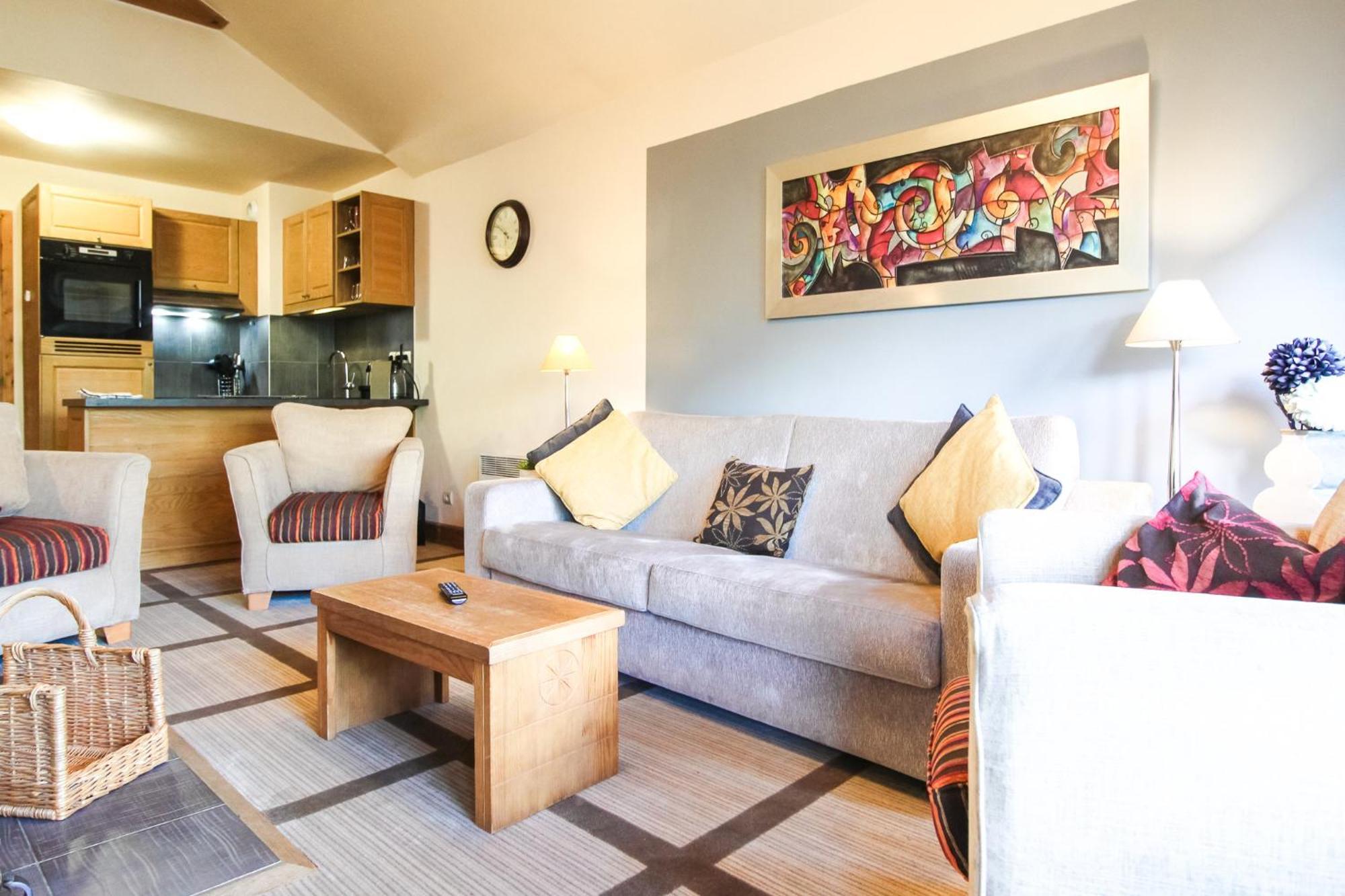 Exceptional 3 Bed Penthouse With Fireplace And Stunning Views Флен Экстерьер фото