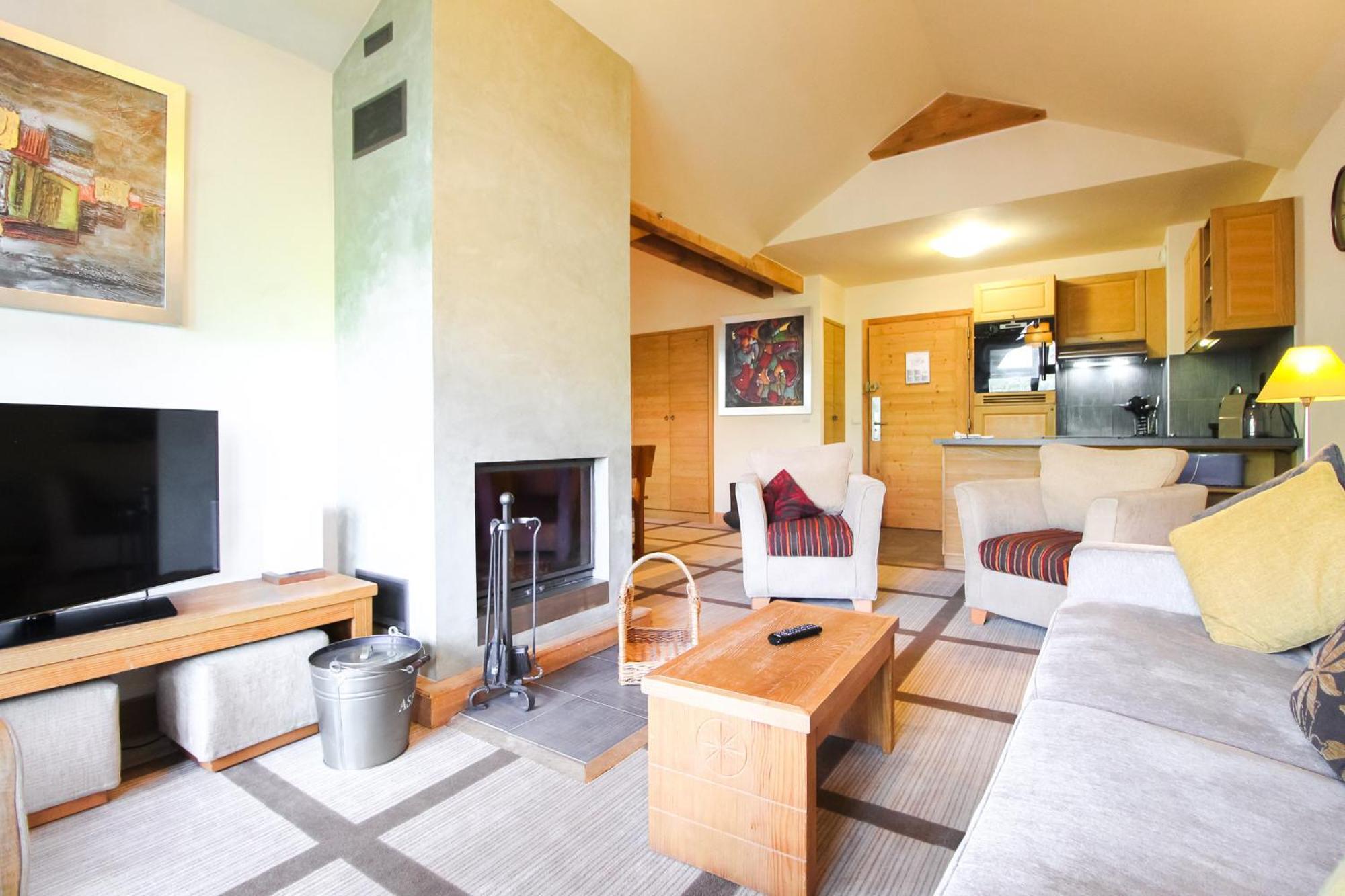 Exceptional 3 Bed Penthouse With Fireplace And Stunning Views Флен Экстерьер фото