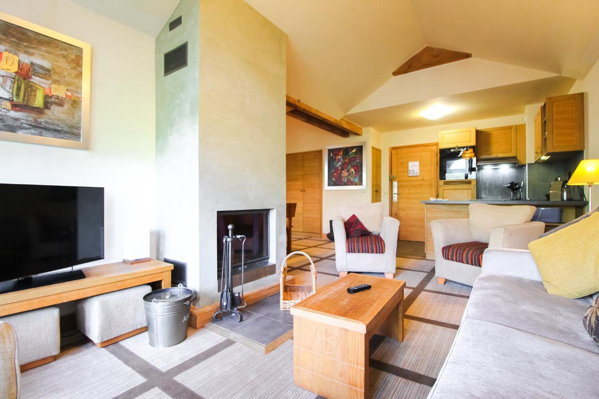 Exceptional 3 Bed Penthouse With Fireplace And Stunning Views Флен Экстерьер фото
