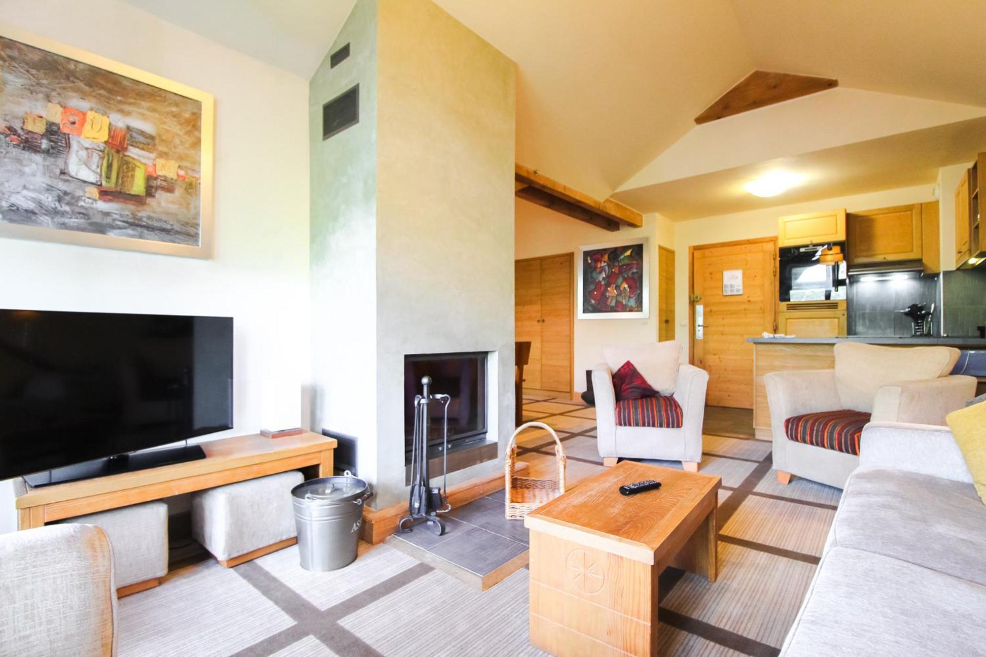 Exceptional 3 Bed Penthouse With Fireplace And Stunning Views Флен Экстерьер фото