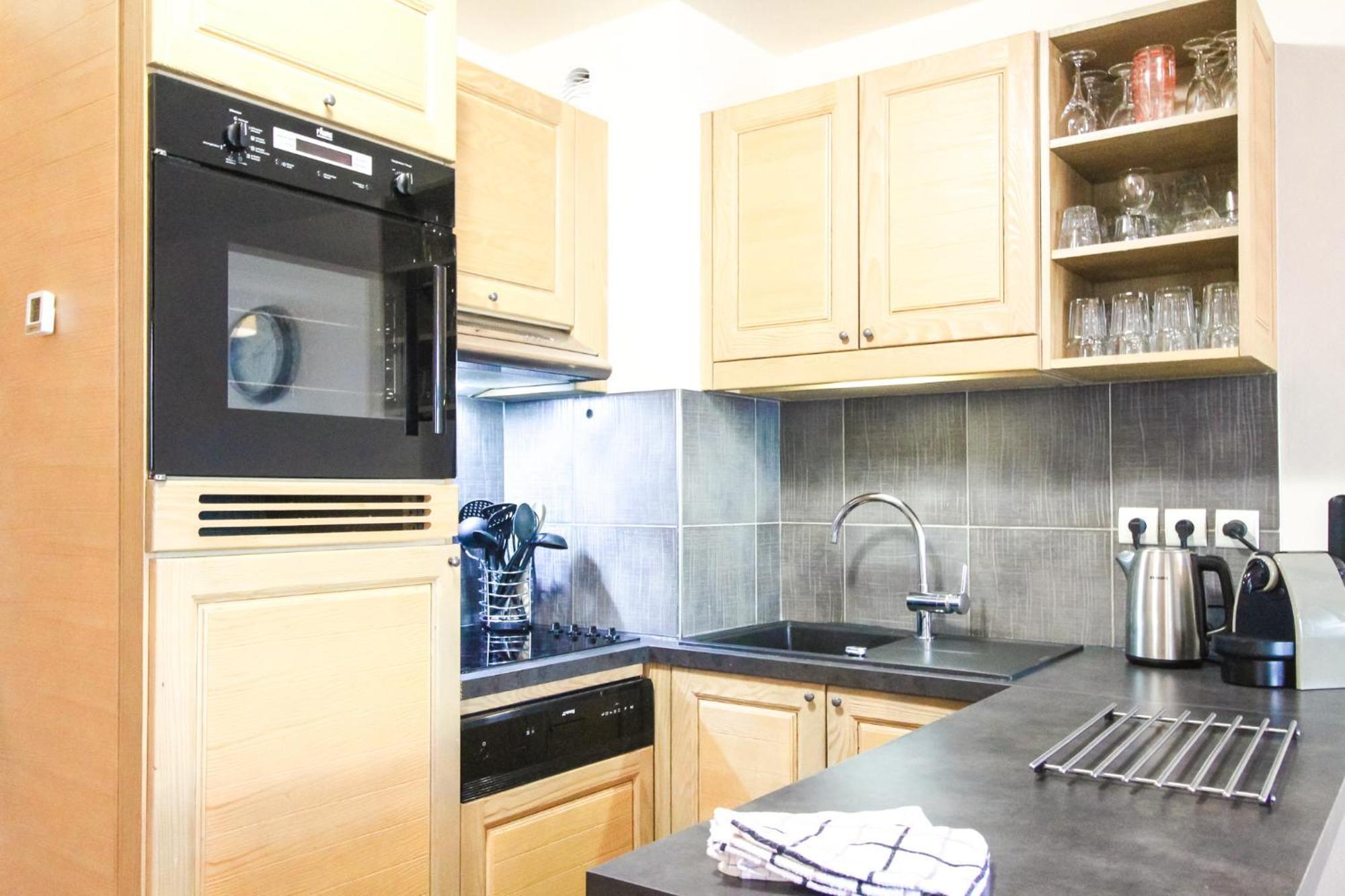 Exceptional 3 Bed Penthouse With Fireplace And Stunning Views Флен Экстерьер фото